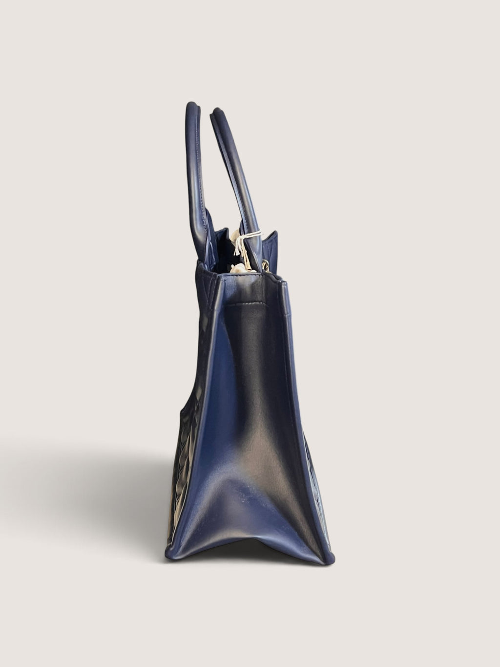 Dior Book Tote Medium in Pelle Macrocannage – Ocean Blue