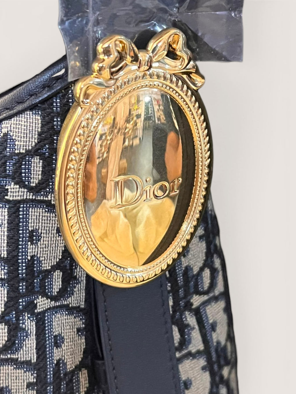 Dior Médaillon Medium