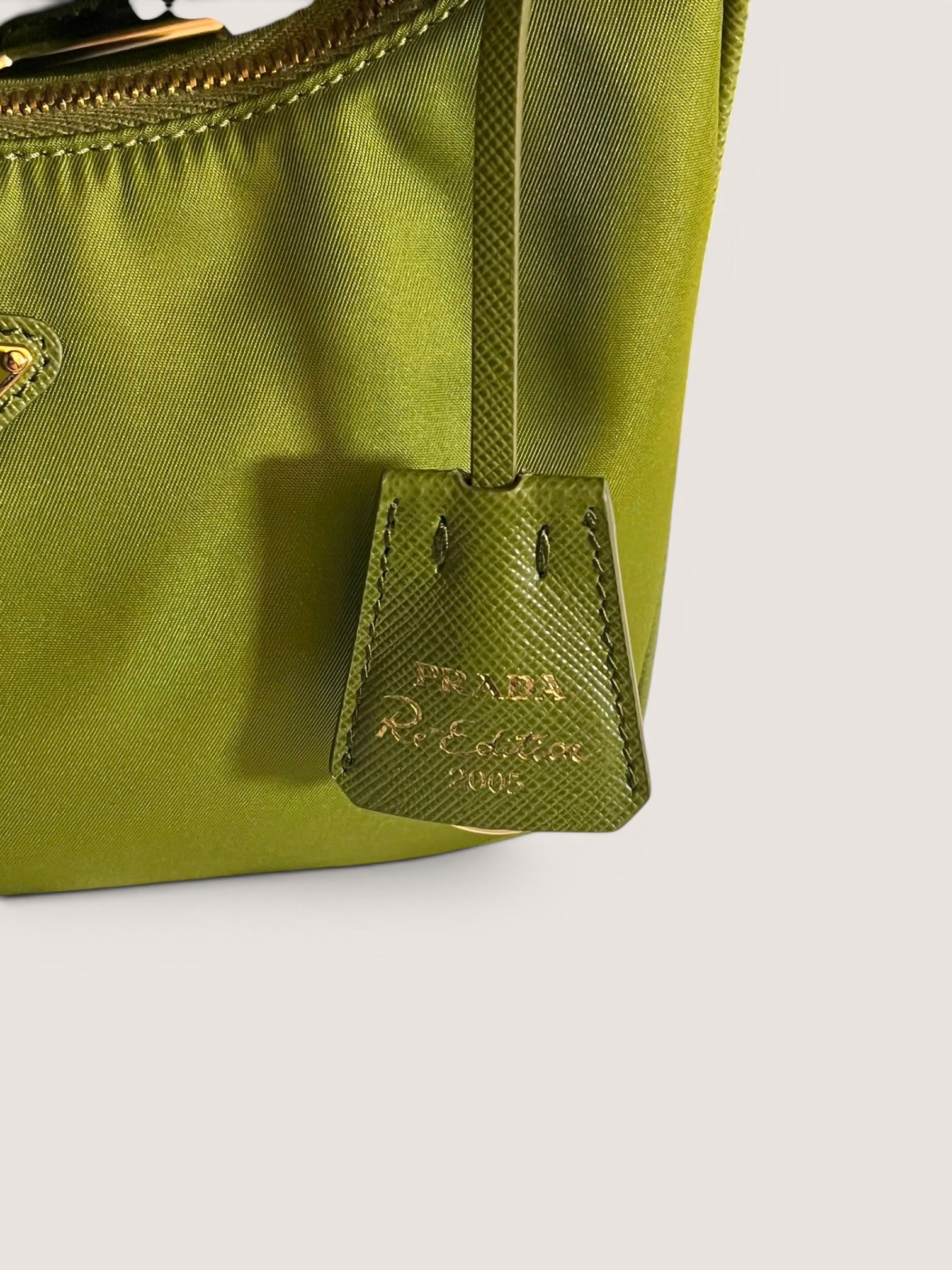 Prada Re-Edition 2005 in Re-Nylon Edera