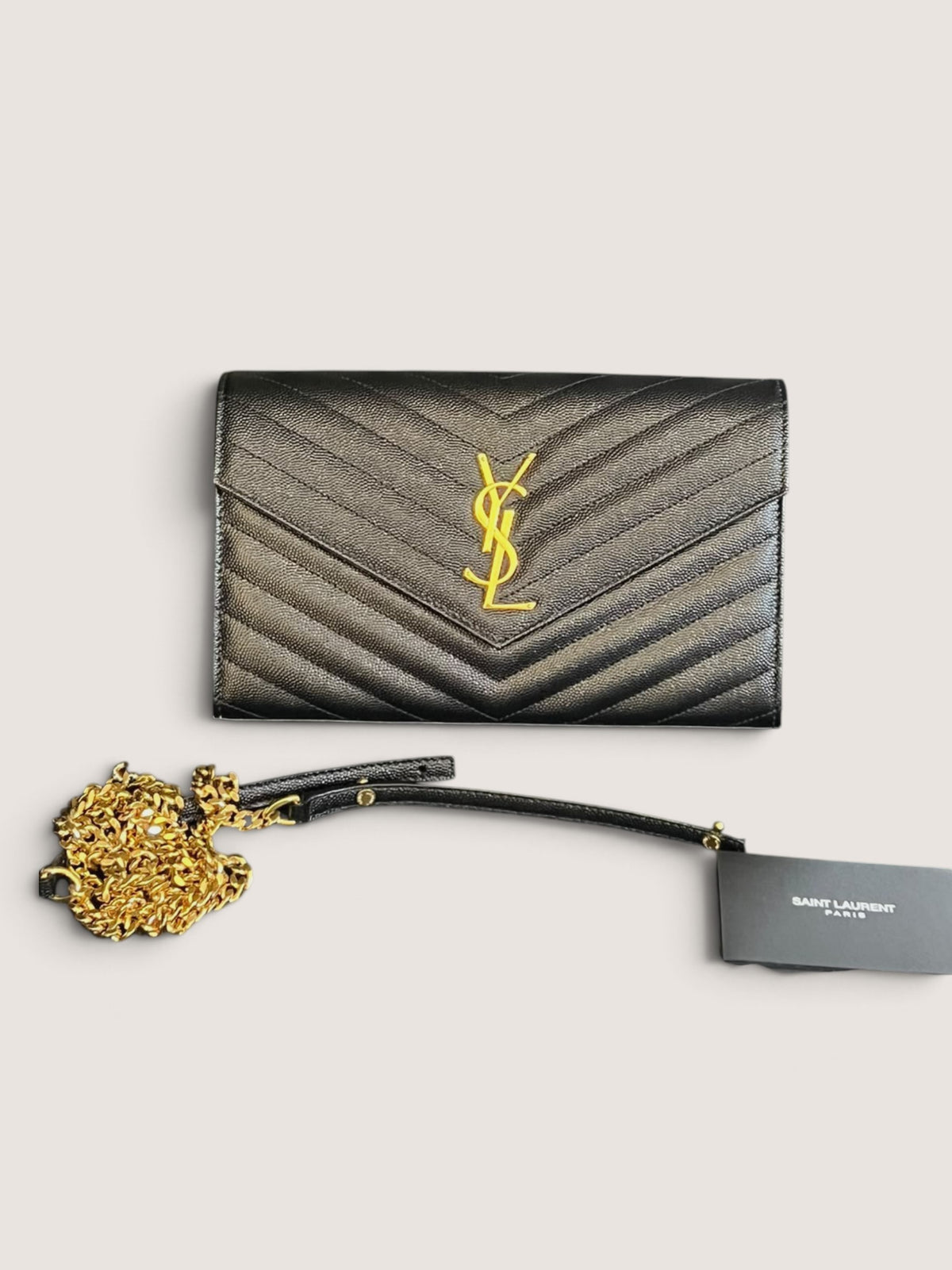 Saint Laurent Portafogli con catena Envelope CASSANDRE MATELASSÉ
